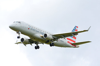 American Eagle Airlines, Plane spotting, Philadelphia airport, Aviation enthusiast HD wallpaper