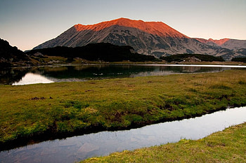 Moutain top, river, graphy, bulgaria, sun, mountain HD wallpaper