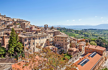 Historic and scenic Perugia, 4-day getaway, Italian hotel, Flight included HD wallpaper