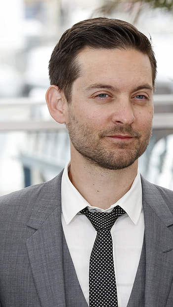 Tobby Maguire, Tobby Hollywood Actor, Hero HD phone wallpaper