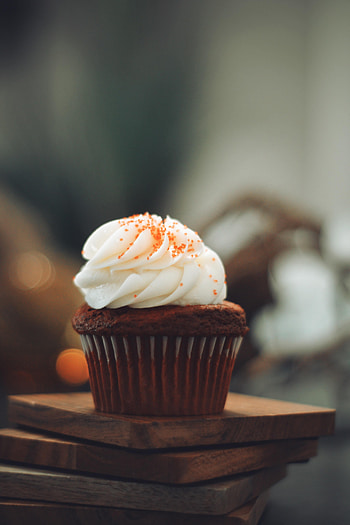 Food, Desert, Sweet, Bakery Products, Baking, Cupcake, Cooking, Cookery HD phone wallpaper