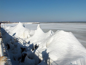 frozen sea_black sea, sea, frozen, black sea HD wallpaper