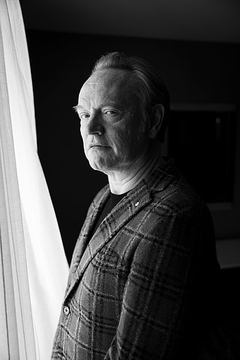 Jared Harris, Fathers son, New York Times HD phone wallpaper