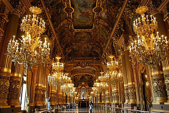 Hall of light, rich, lights, stunning, painted ceiling HD wallpaper