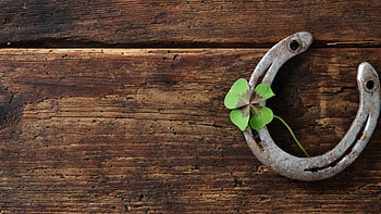 Horseshoe, Good Luck HD wallpaper