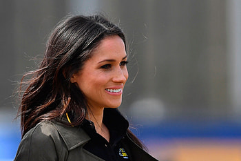 Meghan Markle , Posted by Zoey Anderson, High-resolution , Celebrity fan art HD wallpaper