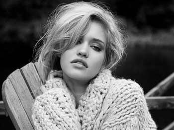 SWEET BLONDE, blonde, graphy, portrait, bw, woman, beauty HD wallpaper