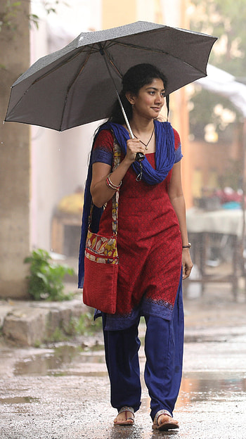 Sai pallavi, love story HD phone wallpaper
