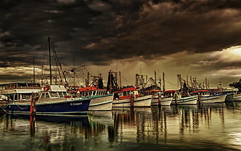 Stormy-Morning, boat, morning, sun, stormy HD wallpaper