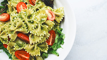 Veggies and sauce, Tomato pasta supreme, High-resolution , Pasta with vegetables HD wallpaper