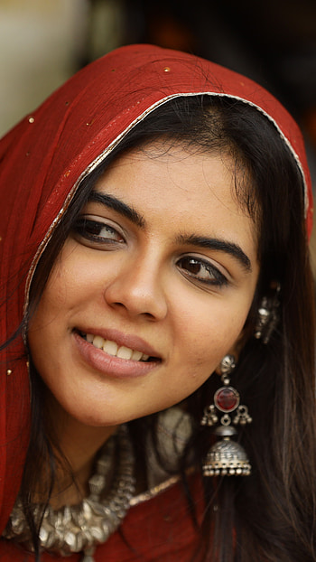 Kalyani Priyadarshini, , kunjali marakkar, malayalam movie HD phone wallpaper