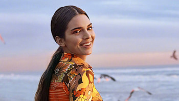 Kendall Jenner Smiling 2019, kendall-jenner, model, girls, celebrities, smile HD wallpaper