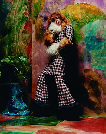 Natasha Lyonne, Vogue & Gucci, , Performers HD phone wallpaper