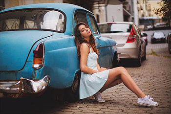 Model With Classic Car 2, model, girls, classic, cars, classic-cars HD wallpaper