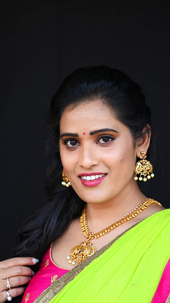 Anusha parda, happy ugadi HD phone wallpaper