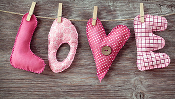 Pink Lve, cute, love letters, dangling love letters, hanging love, Love, emotions, precious, pink, adorable, heart, light pink HD wallpaper