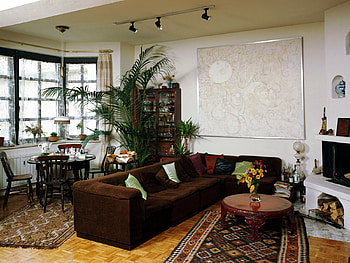 Flowers, Interior, Miscellanea, Miscellaneous, Table, Sofa, Carpet HD wallpaper