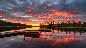 Majestic Lake Sunset Scene Boat Reflection, lake, sunset, boat, reflection, tree, clouds, cloud, sky, nature HD wallpaper
