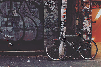 Miscellanea, Miscellaneous, Graffiti, Bicycle, Courtyard, Yard HD wallpaper