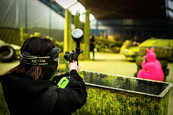 Paintball, Tips and tricks, Beginner's guide, Navigating the game HD wallpaper