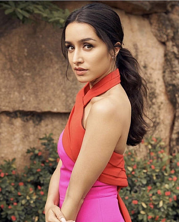 Shraddha Kapoor HD phone wallpaper