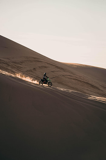 Motorcycles, Desert, Rally, Motorcyclist, Motorcycle, Bike HD phone wallpaper