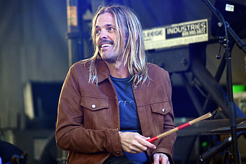 Taylor Hawkins, Foo Fighters, Dies, 50 HD wallpaper