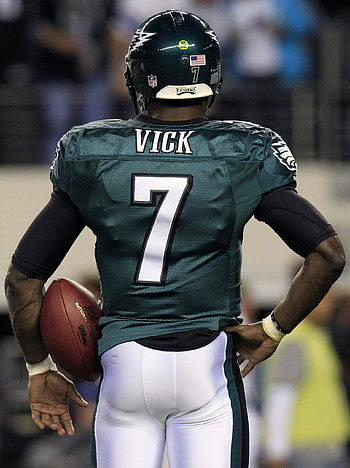 Michael Vick, Criticism, Sports column, Analysis HD phone wallpaper