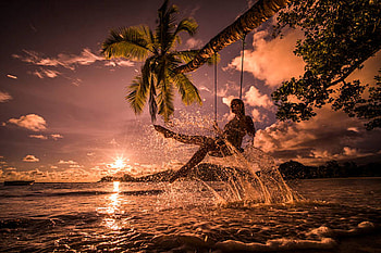 ღ, Swinging, Splash, Happy, Sunset, Beach, Woman HD wallpaper