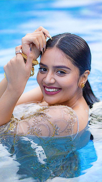 Sreemukhi, telugu actress, model HD phone wallpaper
