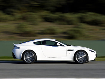 Auto, Aston Martin, Cars, Side View, Speed, 2011, V8, Vantage HD wallpaper
