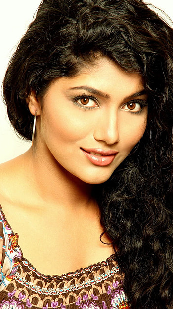 Samyukta hornad, kannada actress, closeup HD phone wallpaper