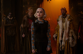 Chilling Adventures of Sabrina, Kiernan Shipka, season 3, 2020 HD wallpaper