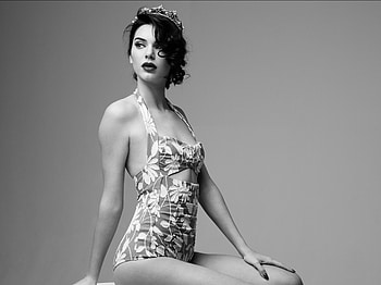 Kendall Jenner Marilyn Monroe 2017, kendall-jenner, celebrities, girls, model, monochrome, black-and-white HD wallpaper