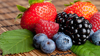 Latest TV shows , Mixed berry delight, Mouth-watering visuals, TV-inspired HD wallpaper