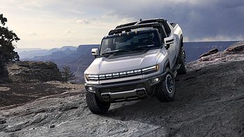 2022 GMC Hummer EV car HD wallpaper