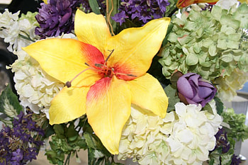 Bouquet of flowers 05 Lily, purple, Lily, graphy, yellow, green, red, Flowers HD wallpaper