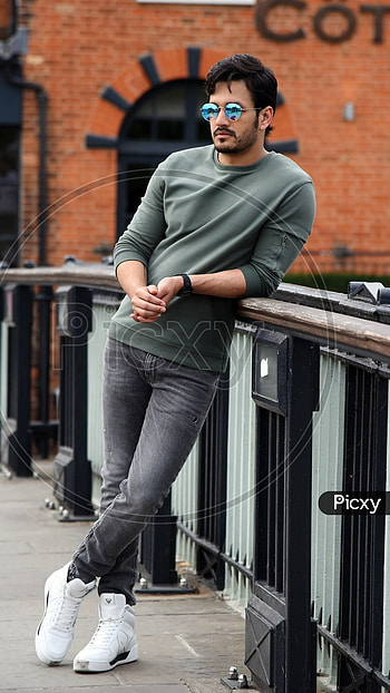 Akhil Akkineni, Tollywood Hero HD phone wallpaper