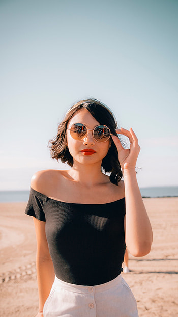 Sunglasses outdoor, hoot girl, Model , Fashion style HD phone wallpaper