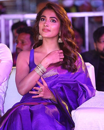 Pooja Hegde, fashion design, magenta HD phone wallpaper