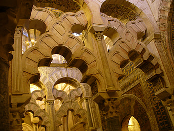 Great Mosque of Cordoba, Inside the mosque, Cordoba HD wallpaper