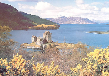 Eilean Donan Castle, Scotland, landscape, building, mountains, lake HD wallpaper
