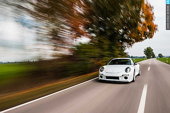 Porsche 911 Blur, porsche-911, porsche, cars, white HD wallpaper