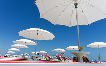 Europe by rail, Summer services, Italo and BB, Travel to Rimini HD wallpaper