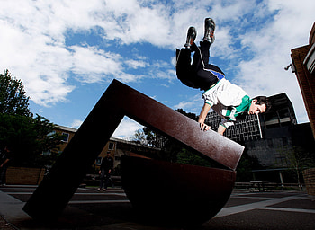 Handstand, Parkour HD wallpaper