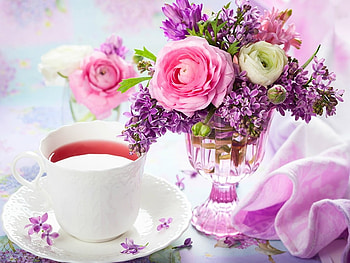 LILACS AND CUP OF TEA, TEA, FLOWERS, CUP, LILAC HD wallpaper