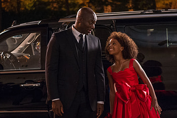 Adewale Akinnuoye-Agabje, Talks Annie HD wallpaper