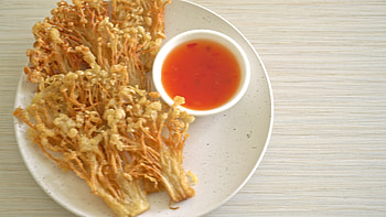 Deep-fried enoki mushrooms, Appetizer dish, Video footage, Delicious snack HD wallpaper