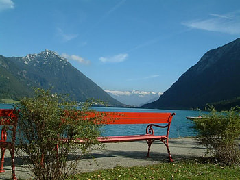 Relaxing By The Lake, sky, water, lake, mountain HD wallpaper