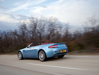 Aston Martin, Cars, Asphalt, Side View, Speed, Style, V8, Vantage, 2006 HD wallpaper